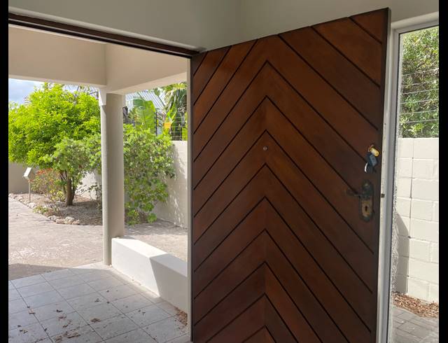 4 BEDROOM HOUSE FOR SALE IN MIDDEDORP